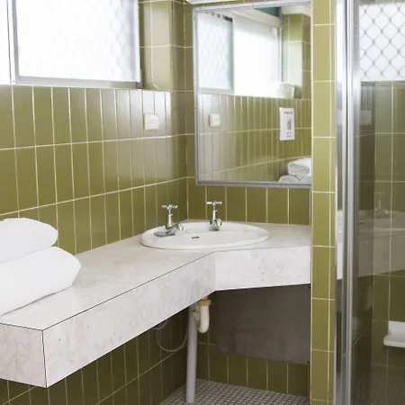 Acacia Ridge 3*