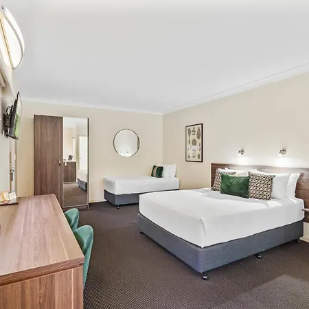 Quality Robertson Gardens 4* Brisbane