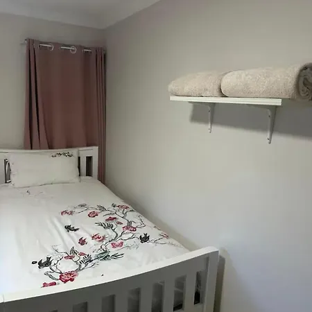 Uq Big 2 Bed For 2 People Q1 Homestay *