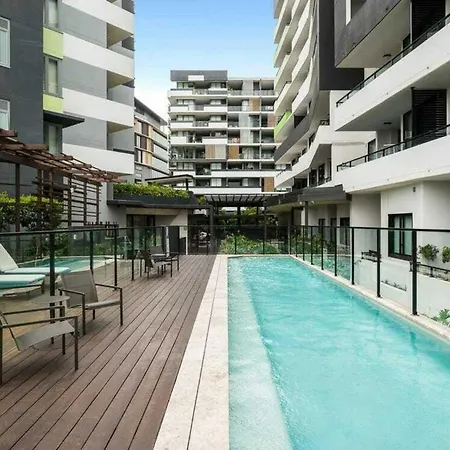 Stylish 2bdr Nundah With Golden Sunsets Brisbane