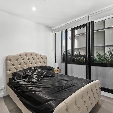 Fortitude Valley Dreamscape Apartment
