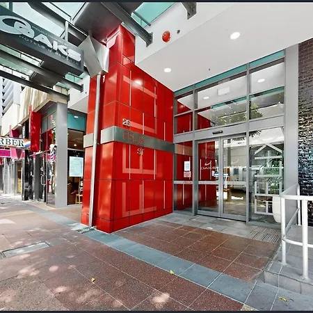 Centre Cbd - Pool Gym - Water View - Sleep 4