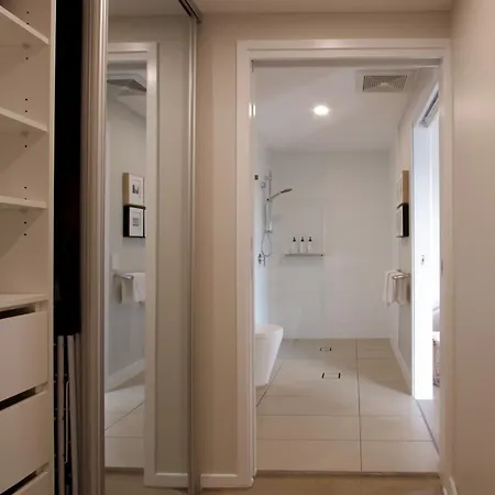 Stylish 2bdr Nundah With Golden Sunsets Apartment
