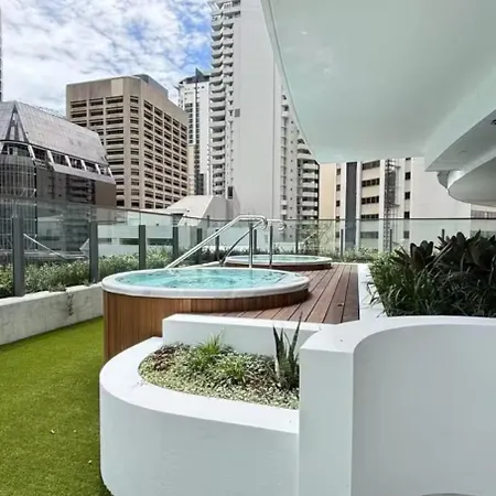 Apartment Iconic 1br River Views Sky Deck & Casino Living Brisbane
