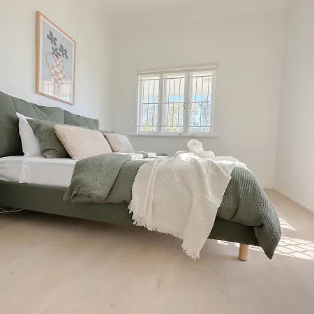 Penthouse Spot - Sleep 8 - Free Parking - 4km Cbd * Brisbane