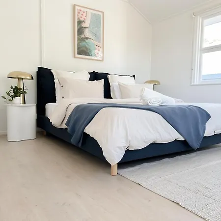 Penthouse Spot - Sleep 8 - Free Parking - 4km Cbd * Brisbane