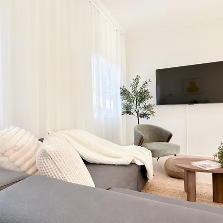 Apartment Penthouse Spot - Sleep 8 - Free Parking - 4km Cbd Brisbane