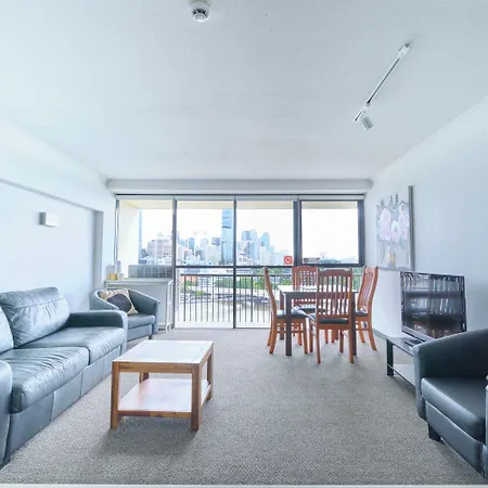 River Plaza 4* Brisbane
