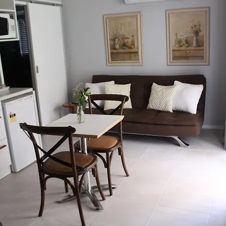 Bed & Breakfast Paperbark Brisbane