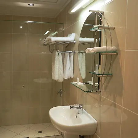 Shangri-la Gardens 4* Brisbane