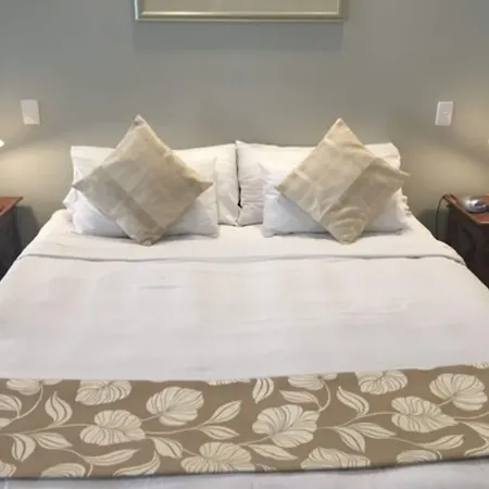 Shangri-la Gardens 4*