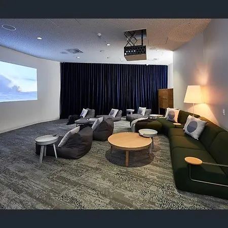 Lvl 23 Spire Infinity Pool Netflix Wifi Carpark By Stylish Apartment Brisbane