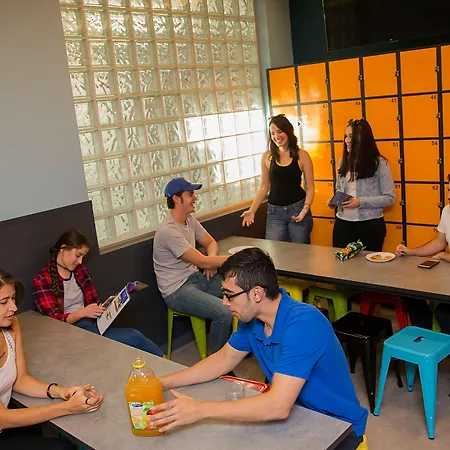 Breeze Hostel Brisbane