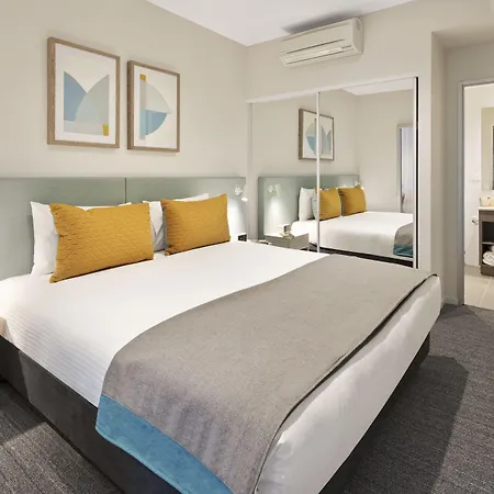 Aparthotel Quest Eight Mile Plains 5*