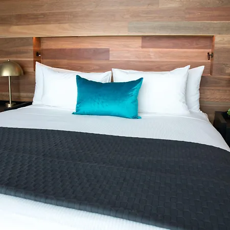 Eatons Hill Hotel Brisbane