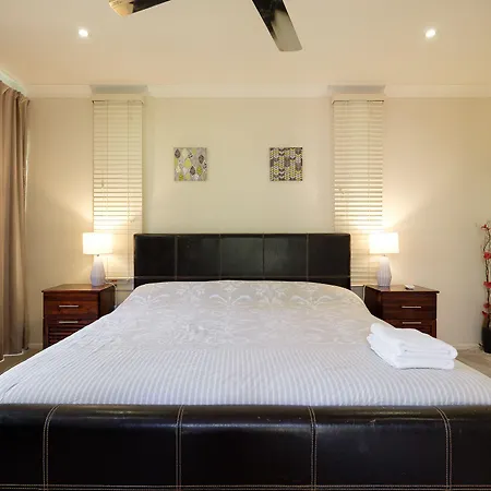 Spacious Hideaway Retreat, Brookfield, * Brisbane