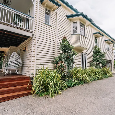 Balmoral Queenslander Brisbane