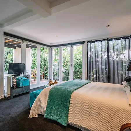 Balmoral Queenslander * Brisbane
