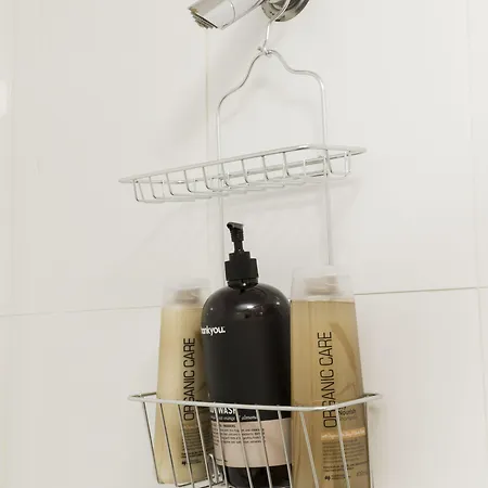 Riverpark - Studio Apartment