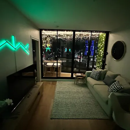 Apartment Skyline Haven, Luxe 2br With Pool & Gym In Fortitude Valley
