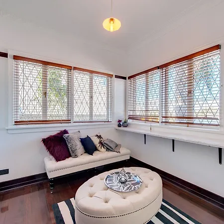 Anville Court * Brisbane