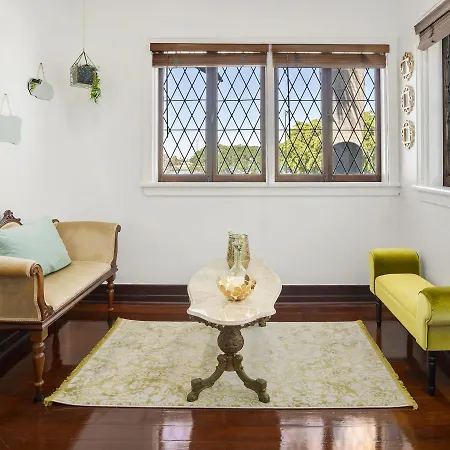 Anville Court * Brisbane