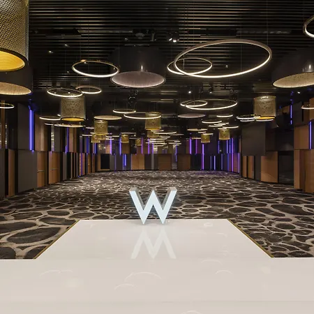 Hotel W 5*