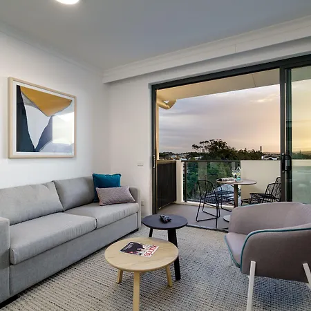 Aparthotel Quest Cannon Hill 5*