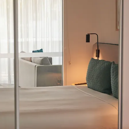 Quest Cannon Hill Aparthotel
