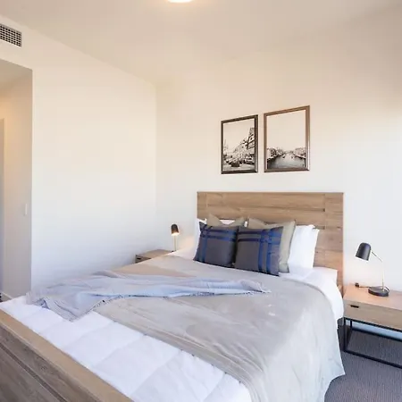 Apartment Airtrip At South Brisbane