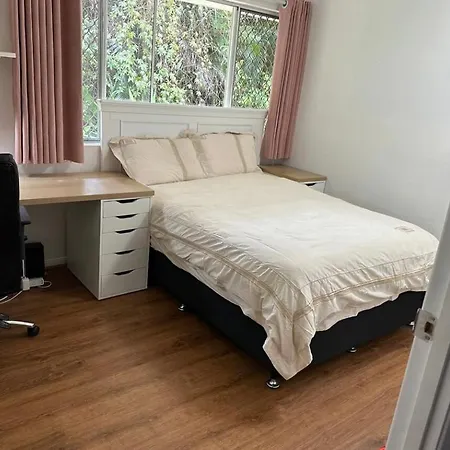 Homestay Uq Double Bed For Living U3