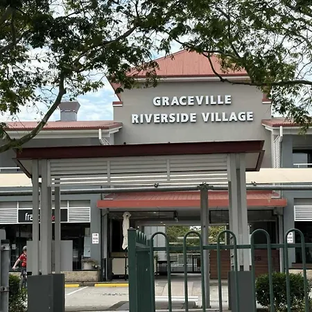 Your Cozy Retreat In Graceville Guest house Brisbane