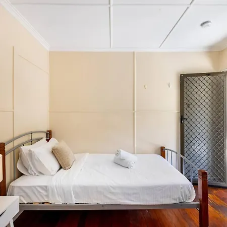 Cozy Near Uq Walk To Shops And Transit * Brisbane