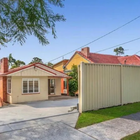 Cozy Near Uq Walk To Shops And Transit Brisbane