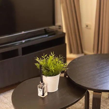 Sunny 2br In Prime Location * Brisbane