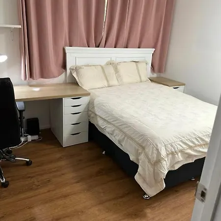 Homestay Uq Double Bed For Living U3 Brisbane
