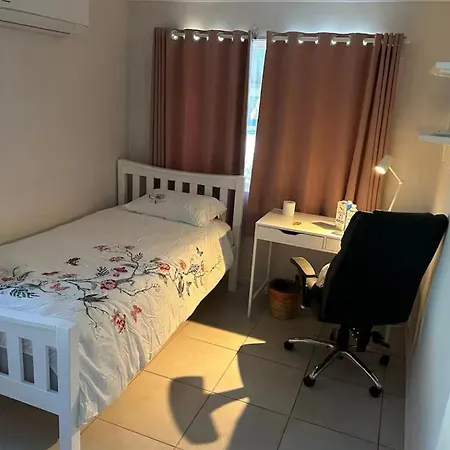 Uq Single Bedroom With Pool Q2