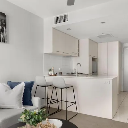 Midtown Apartment