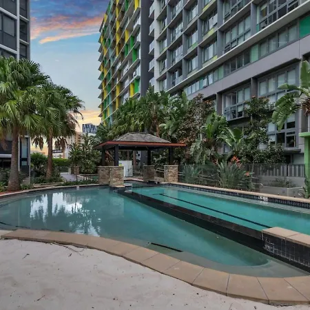 Modern 2br Views And Style Living * Brisbane