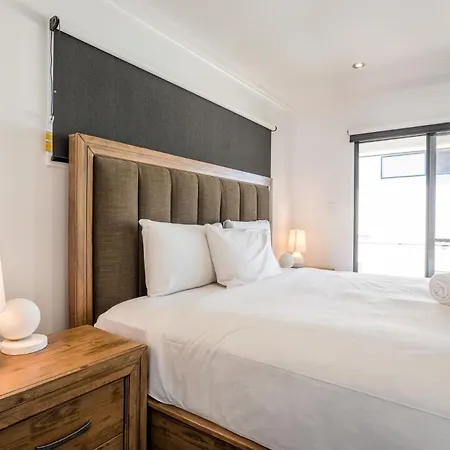 East Village Collective Poolside Urban Ease 15 Min To Airport