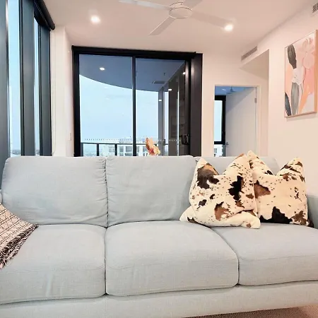 Riverview Breeze Hamilton 3b2b With Free Parking *