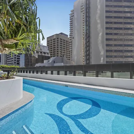 Modern Escape With Pool Access And Views Apartment Brisbane