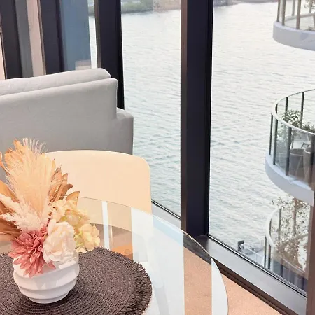 Apartment Riverview Breeze Hamilton 3b2b With Free Parking *