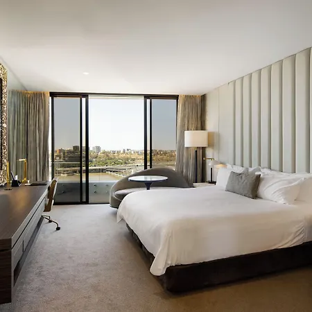 Hotel Emporium South Bank 5*