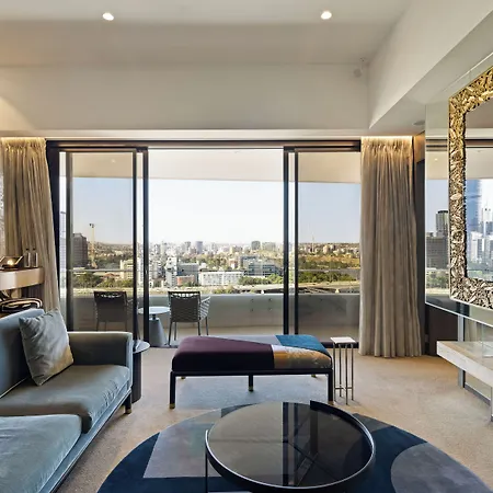 Hotel Emporium South Bank 5*