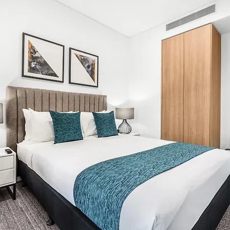 Essence Taringa Aparthotel