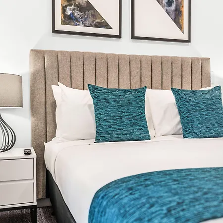Aparthotel Essence Taringa 5*