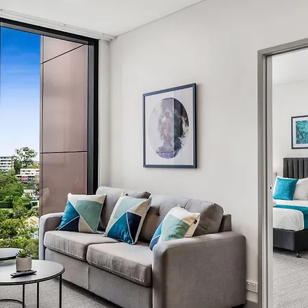 Essence Taringa 5* Brisbane