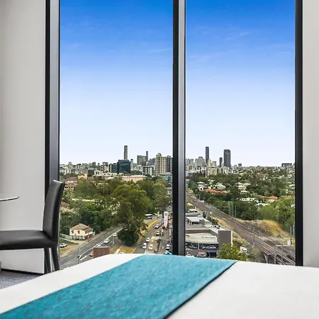 Aparthotel Essence Taringa 5*