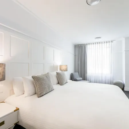 Adina Anzac Square Aparthotel Brisbane